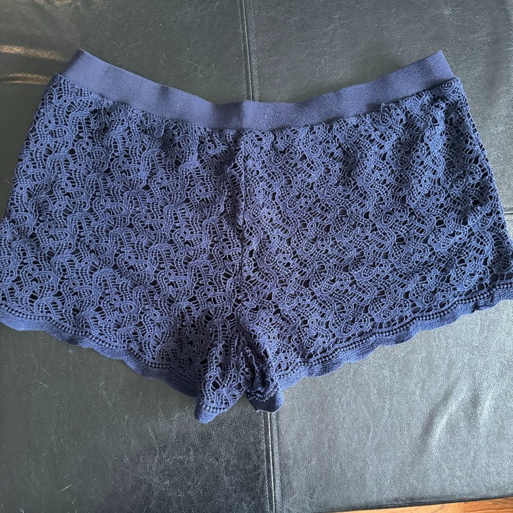 Lilly Pulitzer Lacie Shorts XL Navy Anchor